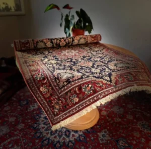 Handwoven Qom Persian rug in wool, 151 x 100 cm, Persian carpet from Iran -persian rug -persian kilim -orientallpersianrug.com 0147217785