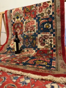 Handwoven Iranian Bakhtiari wool rug 140 x 100 cm by Orientall Persian Rug in Paris Alternative version: Authentic Persian Bakhtiari wool rug, handwoven in Iran, 140 x 100 cm-orientallpersianrug.com-persian carpet -persian rug 0147217785